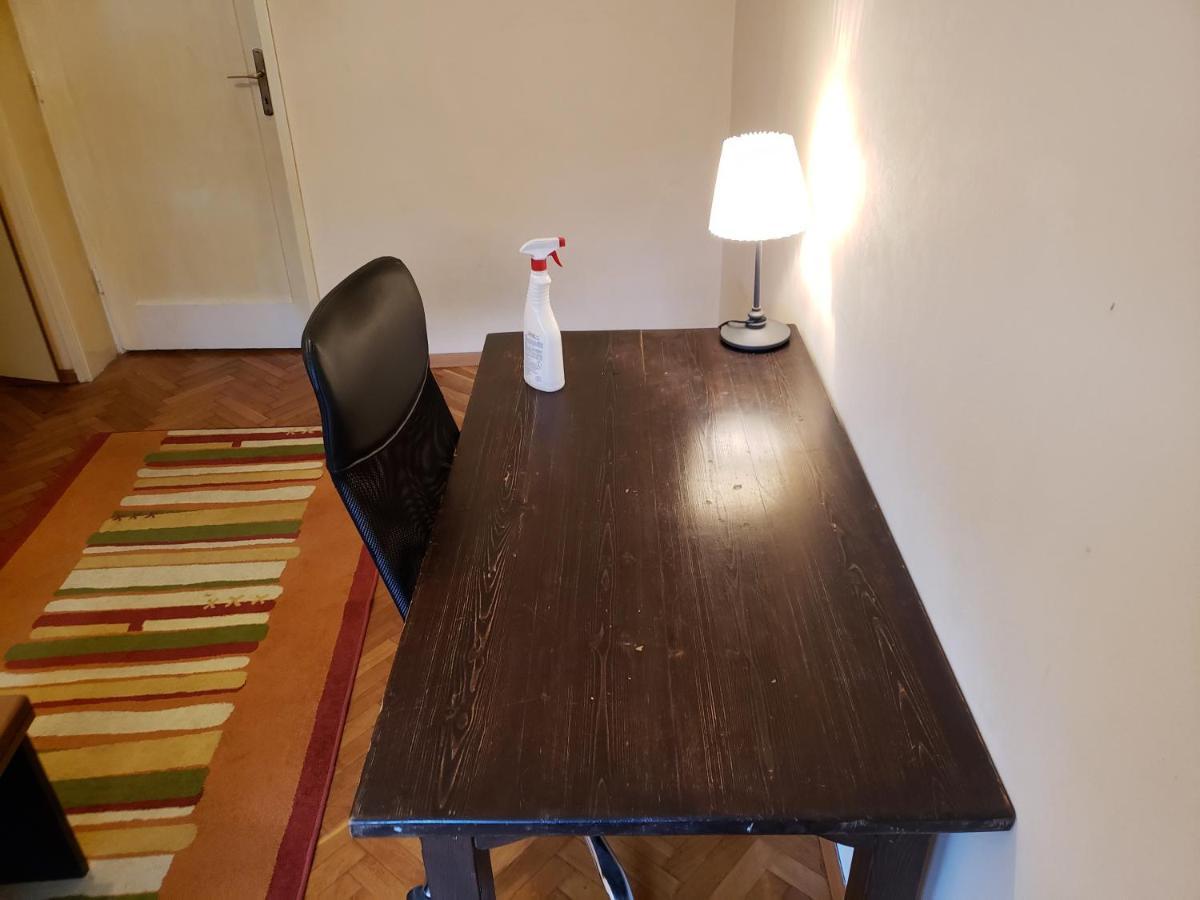 Private Cozy Room 1 With Shared Kitchen In Appartment, Downtown Belgrad Exteriör bild